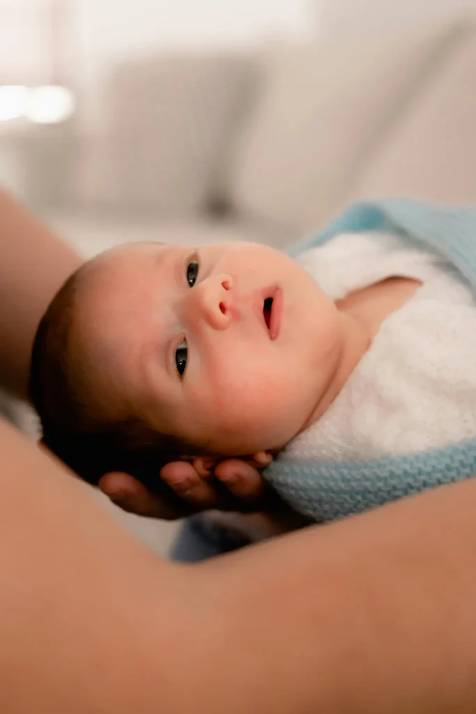Consultation urgence ostéopathie pédiatrique bébé troubles sommeil pleurs coliques nourrisson Paris 15ème